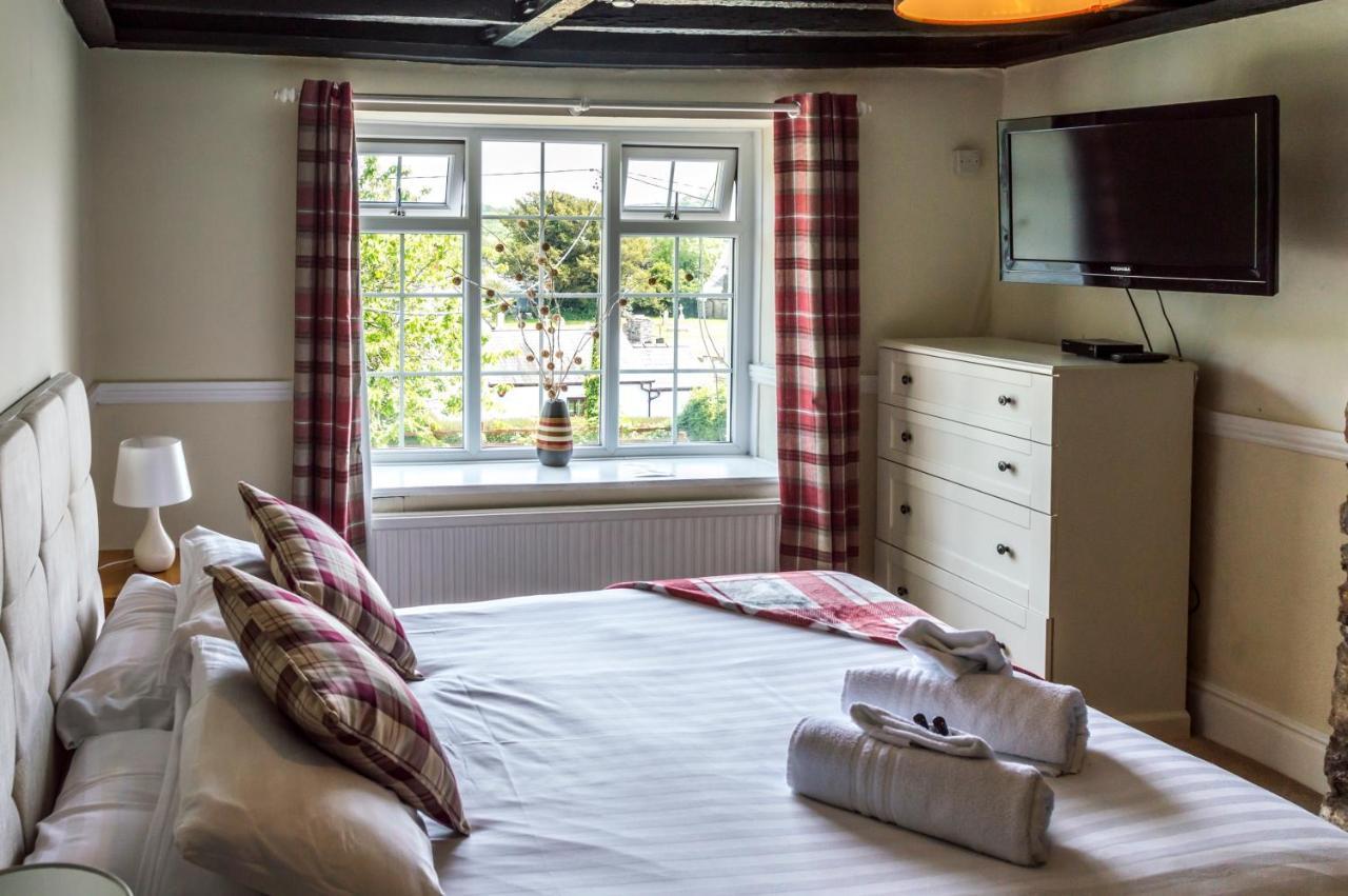Parsonage Farm Inn Saint Florence ภายนอก รูปภาพ