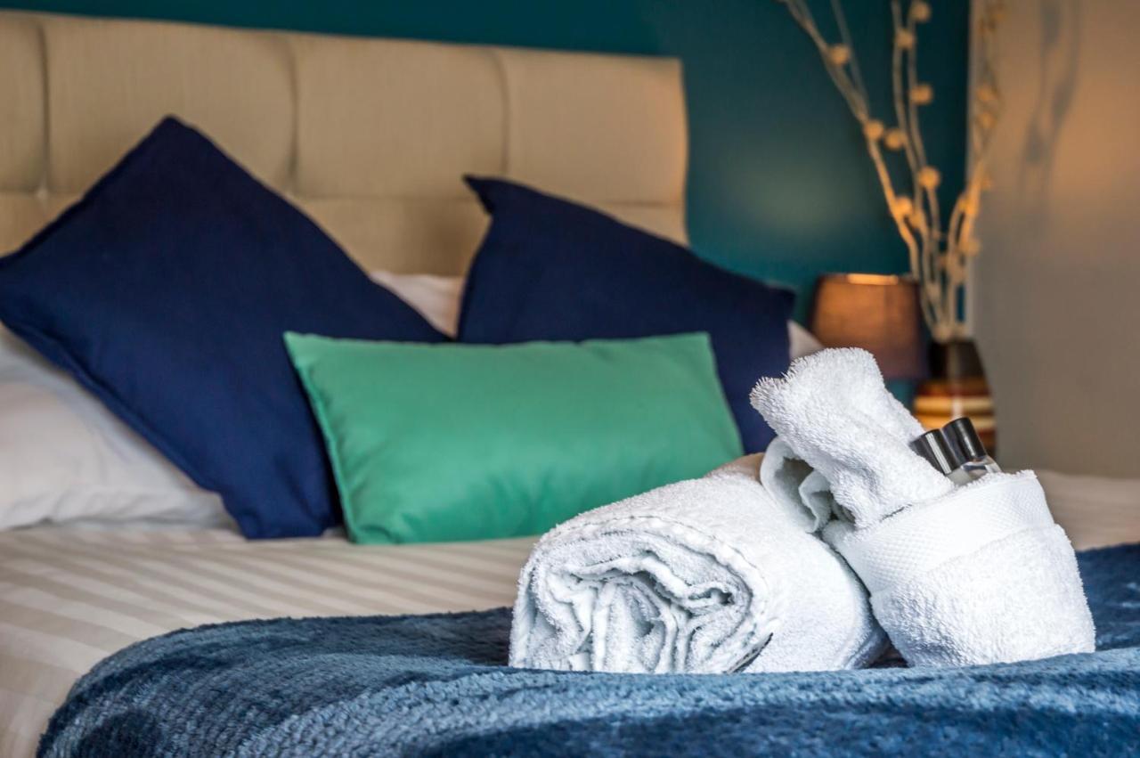 Parsonage Farm Inn Saint Florence ภายนอก รูปภาพ