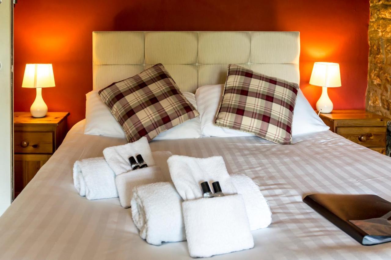 Parsonage Farm Inn Saint Florence ภายนอก รูปภาพ