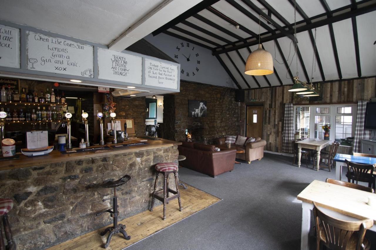Parsonage Farm Inn Saint Florence ภายนอก รูปภาพ