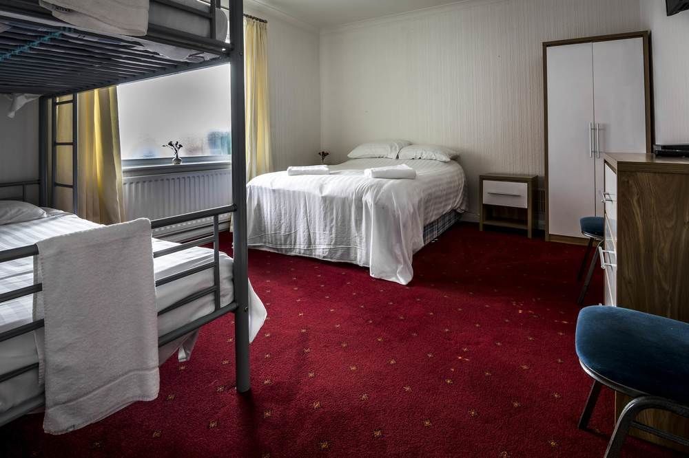 Parsonage Farm Inn Saint Florence ภายนอก รูปภาพ