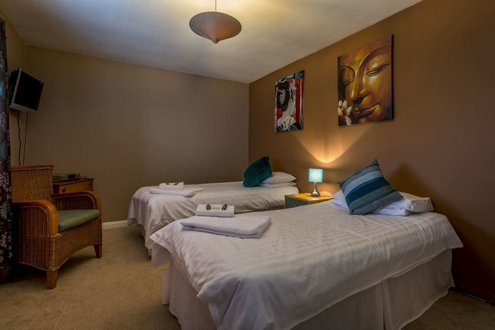 Parsonage Farm Inn Saint Florence ภายนอก รูปภาพ