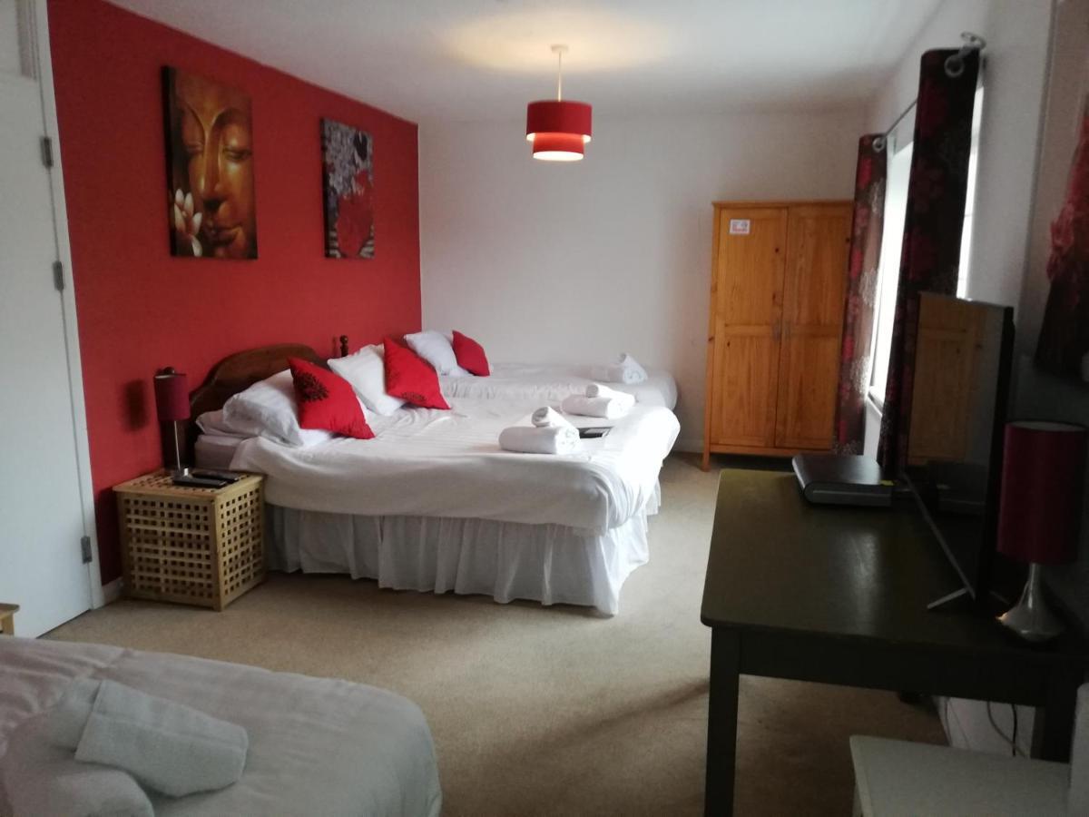 Parsonage Farm Inn Saint Florence ภายนอก รูปภาพ